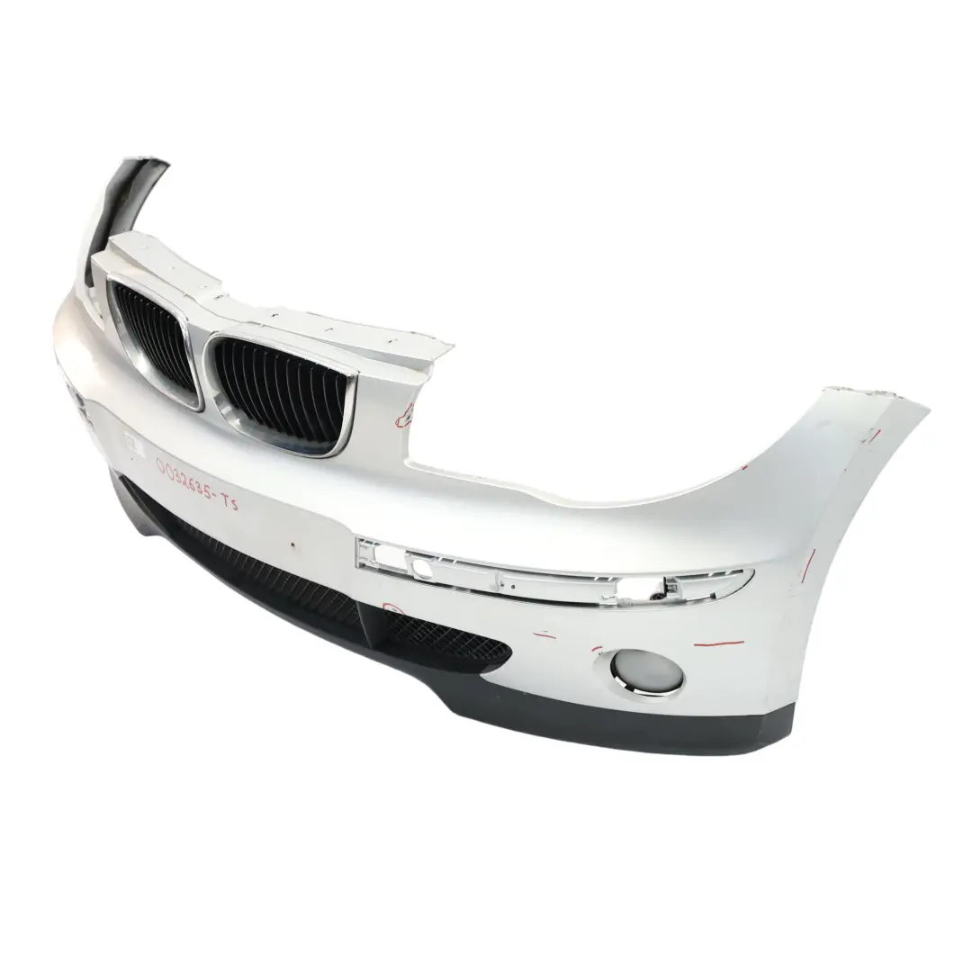 Complete Front Bumper Titansilber Silber Silver Metallic - 354 to BMW E87 with Part number 0032635 BMW E87 Complete Front Bumper Titansilber Silber Silver Metallic - 354 - SKU 0032635-TS - Part number 0032635