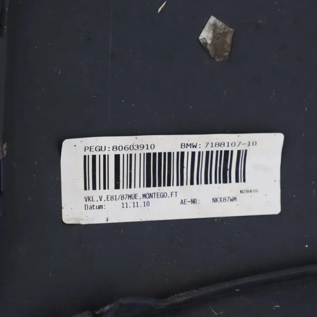 Zderzak Przedni PDC Montegoblau Niebieski Metalik - A51 do BMW E81 E87 LCI o numerze 0035909 BMW E81 E87 LCI Zderzak Przedni PDC Montegoblau Niebieski Metalik - A51 - SKU 0035909-MTB1 - Numer Części 0035909