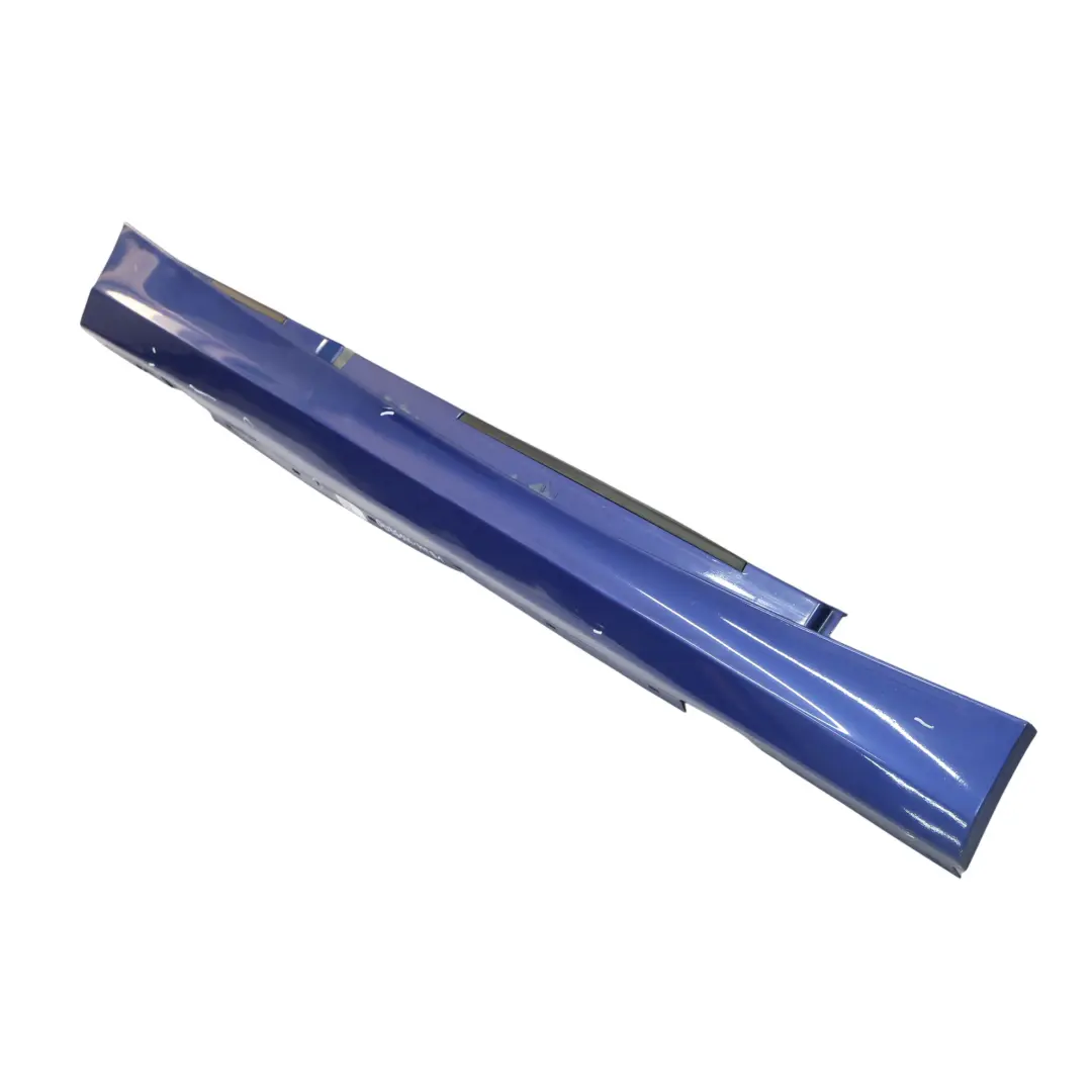 Seitenschwellerleiste Rechts Montegoblau Blau Metallic - A51 für BMW E87 LCI mit Teilenummer 0036144 BMW E87 LCI Seitenschwellerleiste Rechts Montegoblau Blau Metallic - A51 - SKU 0036144-MTB1 - Teilenummer 0036144