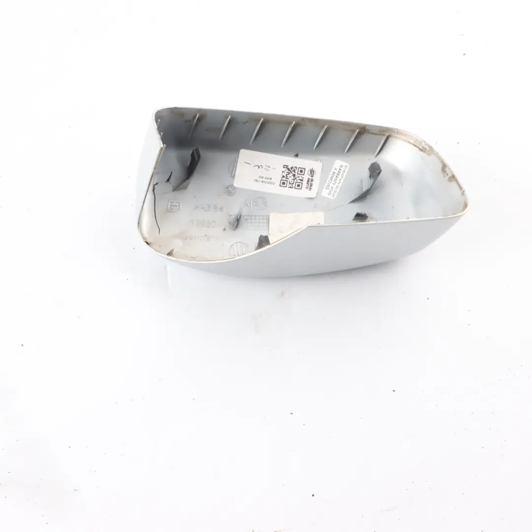Wing Mirror Cover BMW E60 E61 Right O/S Cap Casing Titansilber Silver 354 to with Part number 0300239 Wing Mirror Cover BMW E60 E61 Right O/S Cap Casing Titansilber Silver 354 - SKU 0300239-TS2 - Part number 0300239