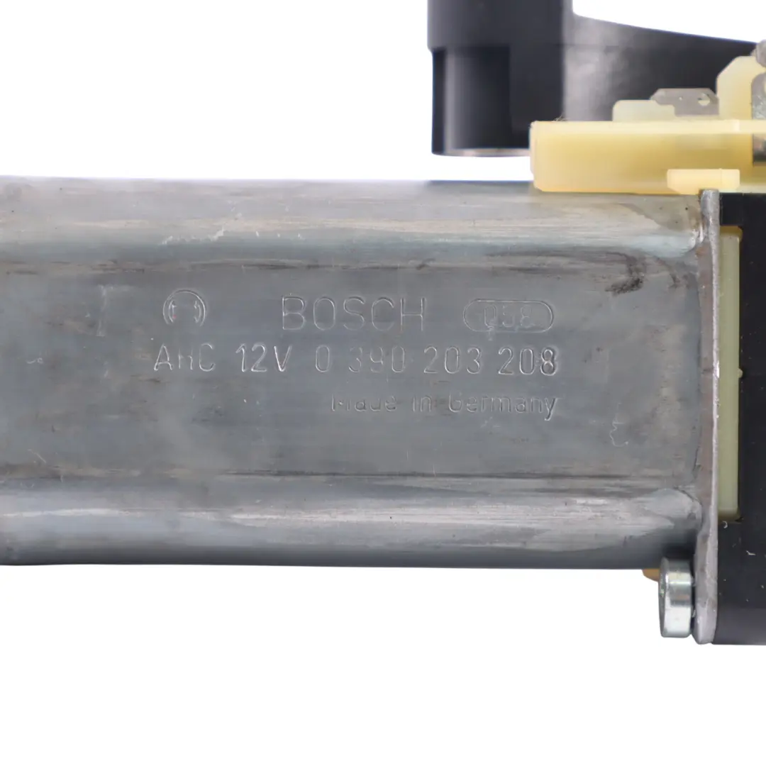 Actionneur De Moteur De Réglage De Siège Avant Gauche pour Mercedes W204 à propos du numéro de pièce 0390203208 Mercedes W204 Actionneur De Moteur De Réglage De Siège Avant Gauche - SKU 0390203208-2 - Numéro de pièce 0390203208