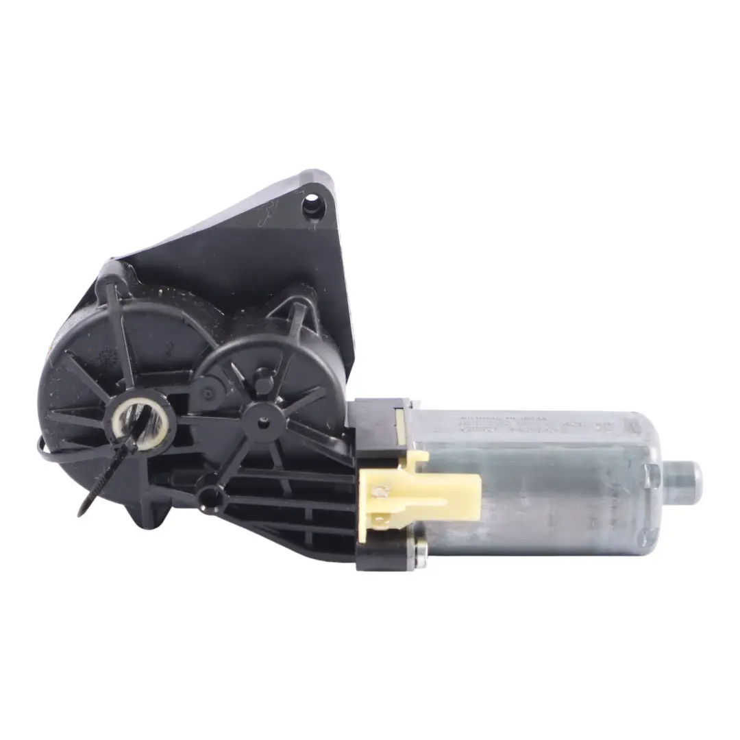 W207 Motore Di Regolazione Del Sedile Anteriore Unità per Mercedes con numero di parte 0390203330 Mercedes W207 Motore Di Regolazione Del Sedile Anteriore Unità - SKU 0390203330 - Numero di parte 0390203330