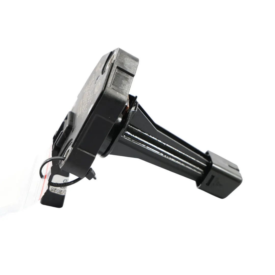 Capteur De Niveau D'Huile Moteur Pour pour Audi A4 B8 2.7 TDI à propos du numéro de pièce 03C907660H Audi A4 B8 2.7 TDI Capteur De Niveau D'Huile Moteur Pour - SKU 03C907660H - Numéro de pièce 03C907660H