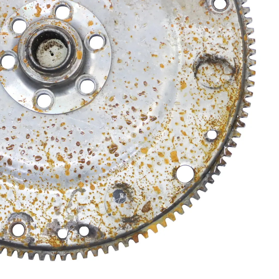 Flywheel to Audi A4 B8 A5 8T A6 4G 2.0 TDI Diesel Engine with Part number 03G105323H Audi A4 B8 A5 8T A6 4G 2.0 TDI Diesel Engine Flywheel - SKU 03G105323H - Part number 03G105323H