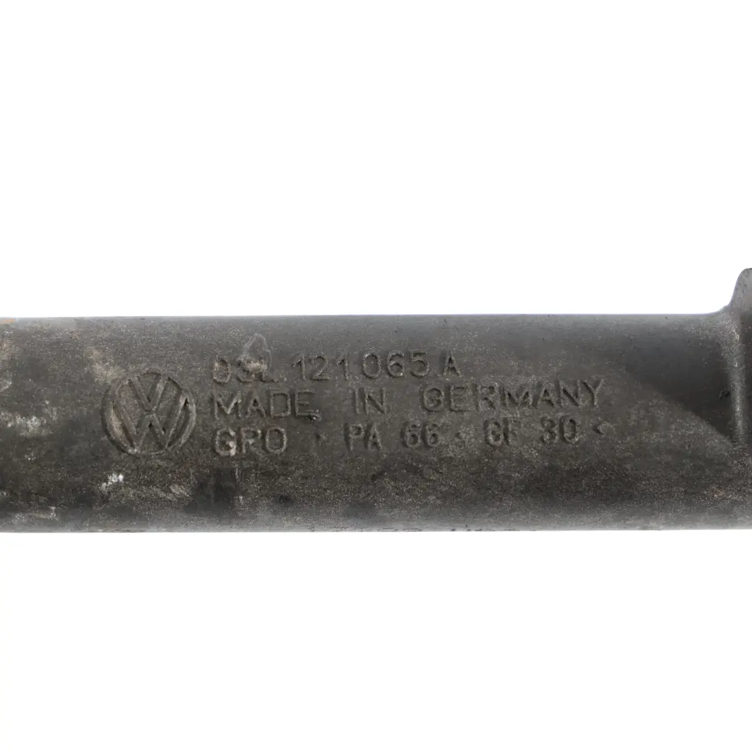 Wasser Kühlmittel Rohr Schlauch 2.0 TDI CBAB für Audi A3 8P mit Teilenummer 03L121065A Audi A3 8P Wasser Kühlmittel Rohr Schlauch 2.0 TDI CBAB - SKU 03L121065A - Teilenummer 03L121065A