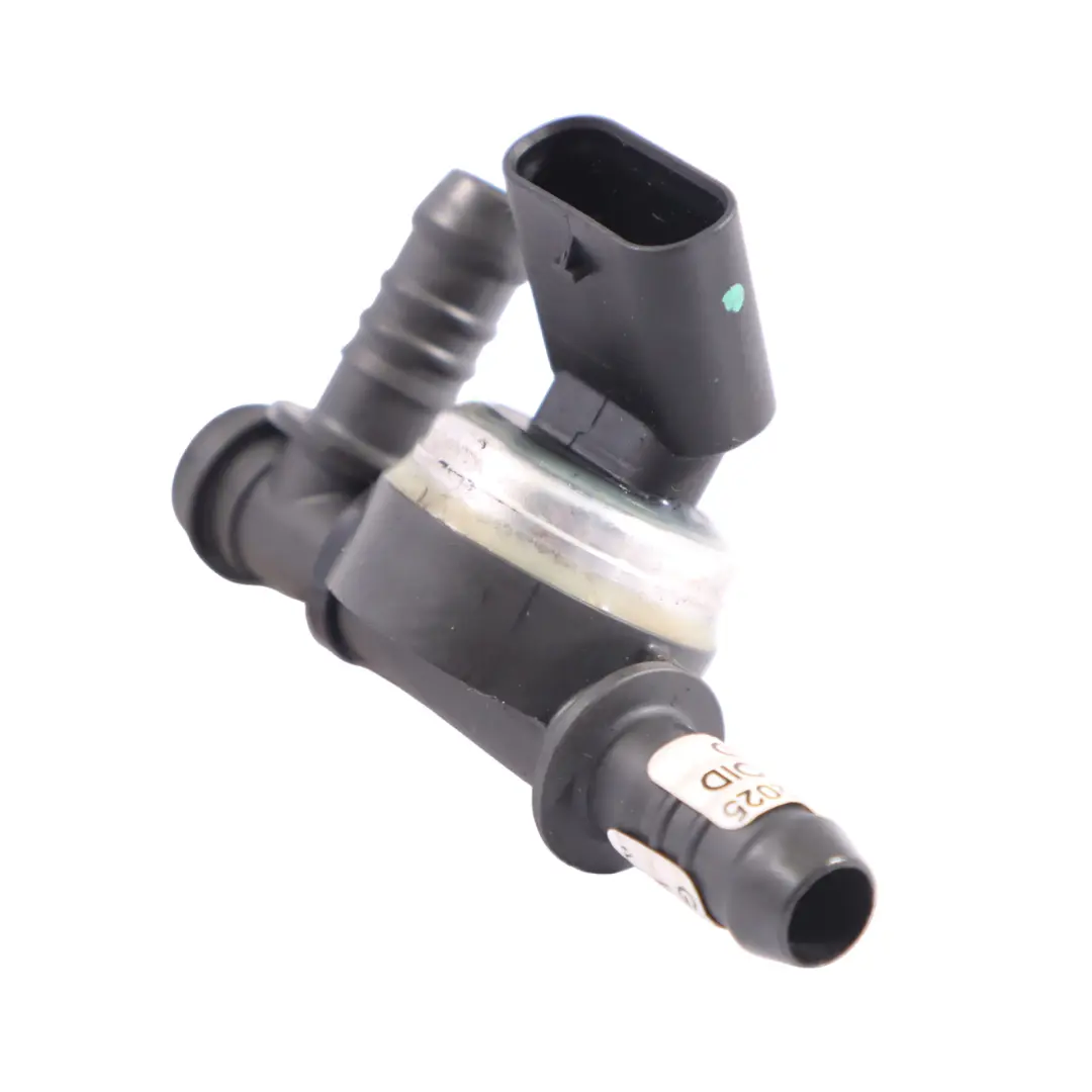 Capteur De Pression De Tuyau De Carburant Audi Q3 8U 35 TFSI pour à propos du numéro de pièce 04B906054G Capteur De Pression De Tuyau De Carburant Audi Q3 8U 35 TFSI - SKU 04B906054G - Numéro de pièce 04B906054G