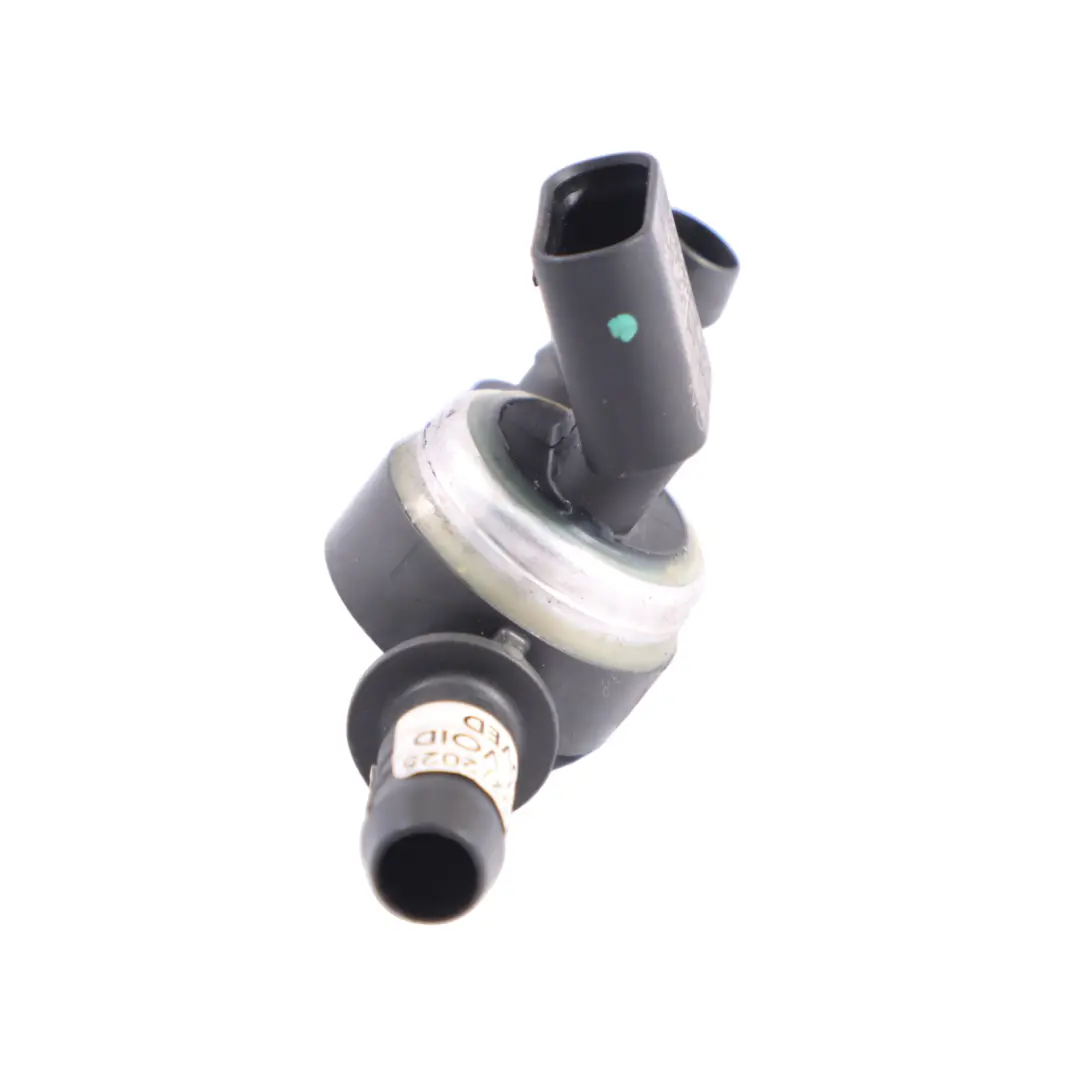 Capteur De Pression De Tuyau De Carburant Audi Q3 8U 35 TFSI pour à propos du numéro de pièce 04B906054G Capteur De Pression De Tuyau De Carburant Audi Q3 8U 35 TFSI - SKU 04B906054G - Numéro de pièce 04B906054G