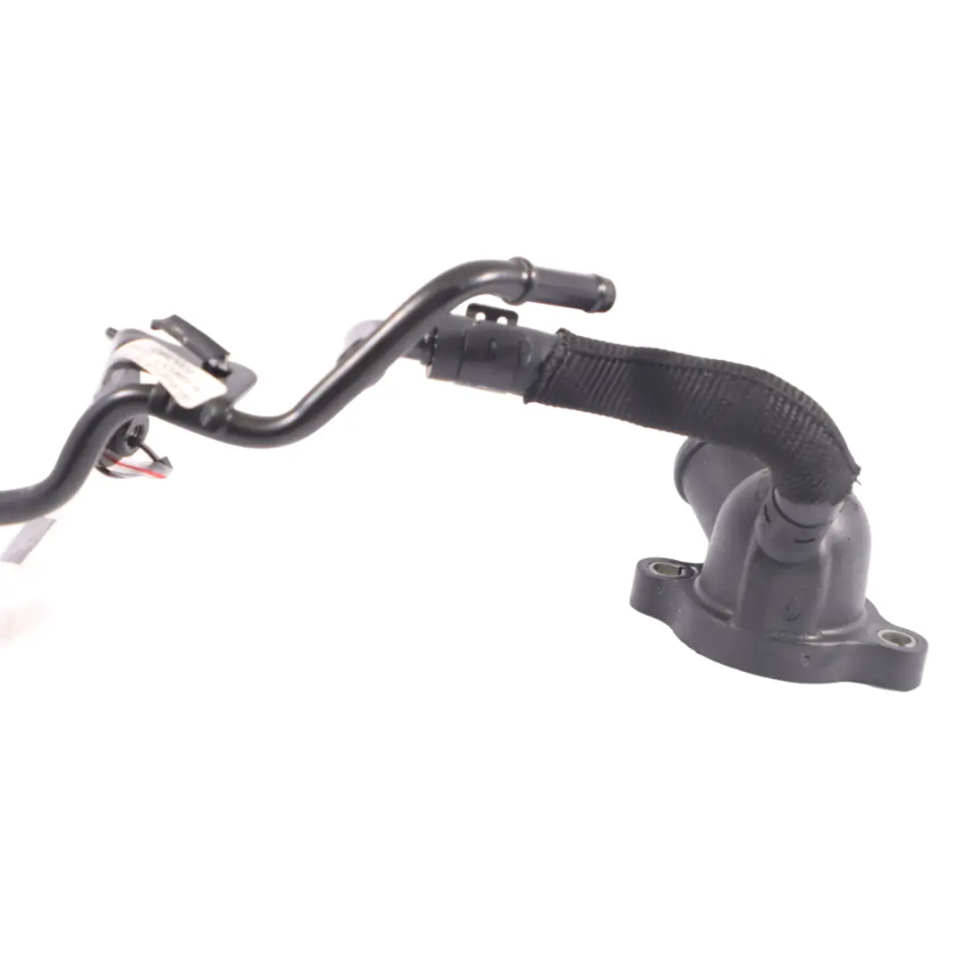 DGCA Linea Flessibile Flangia Acqua Refrigerante per Audi A3 8V 2.0 TDI con numero di parte 04L121131AB Audi A3 8V 2.0 TDI DGCA Linea Flessibile Flangia Acqua Refrigerante - SKU 04L121131AB - Numero di parte 04L121131AB