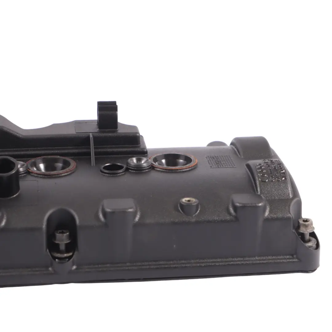 Cylinder Head Rocker Cover 3.0 TDI Cylinder 1-3 to Audi Q7 4L Engine with Part number 059103470AL Audi Q7 4L Engine Cylinder Head Rocker Cover 3.0 TDI Cylinder 1-3 - SKU 059103470AL - Part number 059103470AL