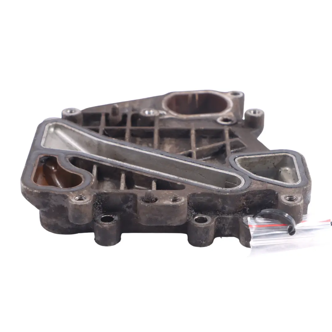 CRCA Placa Soporte Enfriador Aceite 059117015P para Audi Q7 4L 3.0 TDI con número de pieza 059117187 Audi Q7 4L 3.0 TDI CRCA Placa Soporte Enfriador Aceite 059117015P - SKU 059117187 - Número de pieza 059117187