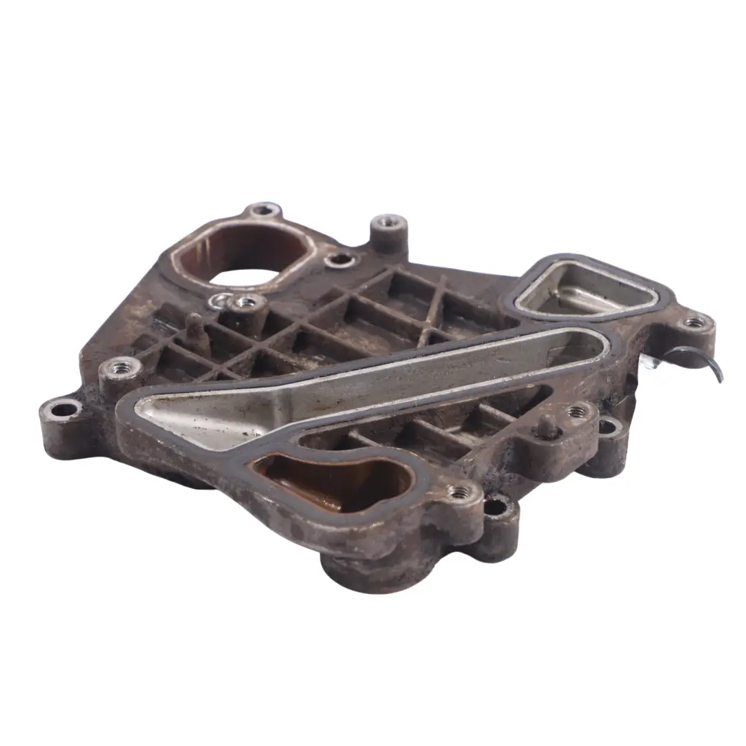 Audi Q7 4L 3.0 TDI CRCA Piastra Supporto Radiatore Olio Staffa 059117015P - SKU 059117187 - Numero di parte 059117187