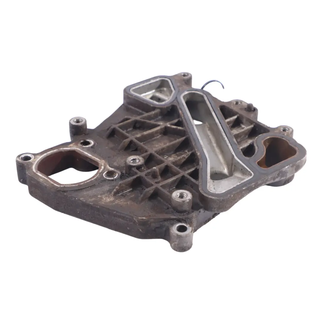 CRCA Placa Soporte Enfriador Aceite 059117015P para Audi Q7 4L 3.0 TDI con número de pieza 059117187 Audi Q7 4L 3.0 TDI CRCA Placa Soporte Enfriador Aceite 059117015P - SKU 059117187 - Número de pieza 059117187