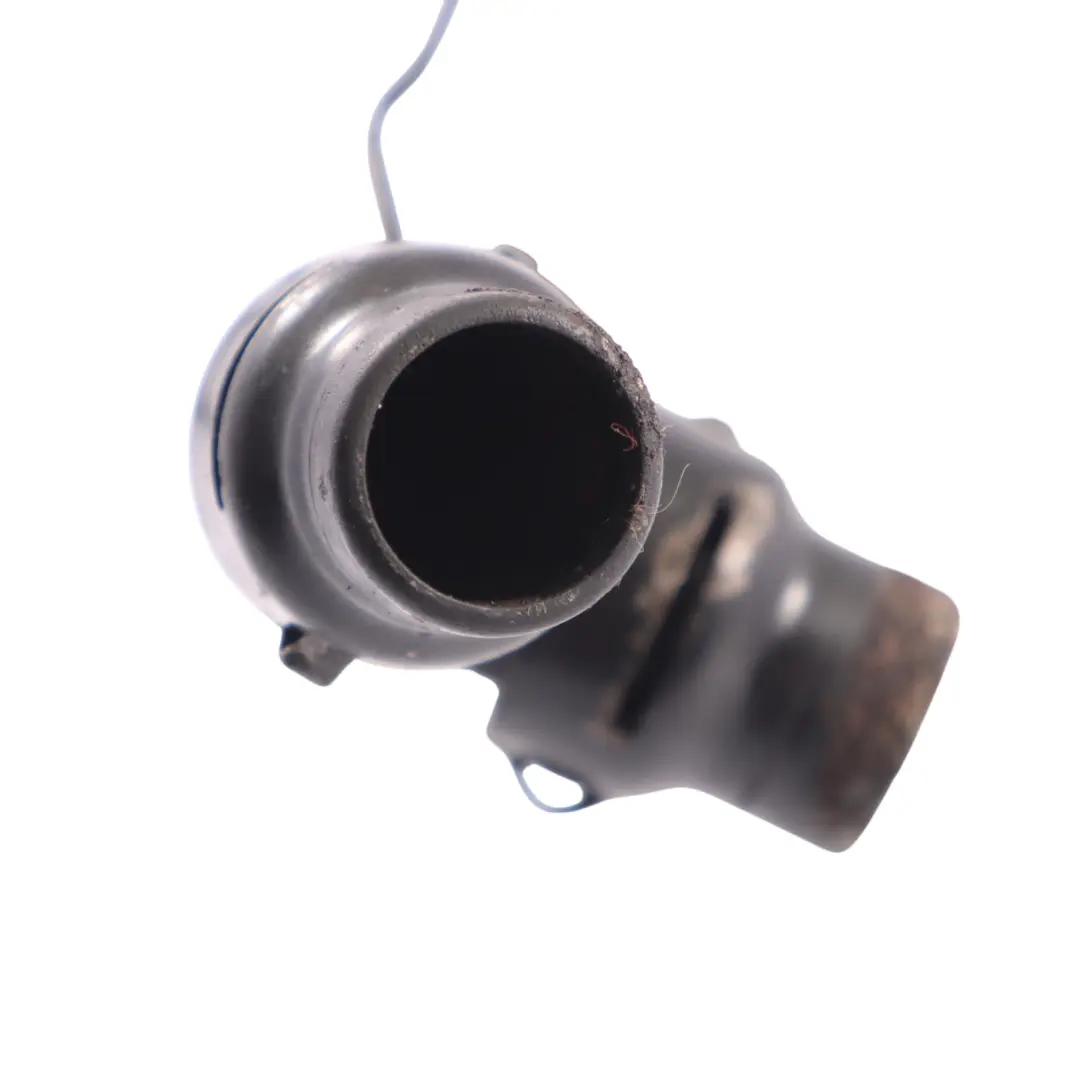 Tuyau De Liquide De Refroidissement pour Audi Q7 4L 3.0 TDI BUG à propos du numéro de pièce 059121075BT Audi Q7 4L 3.0 TDI BUG Tuyau De Liquide De Refroidissement - SKU 059121075BT - Numéro de pièce 059121075BT