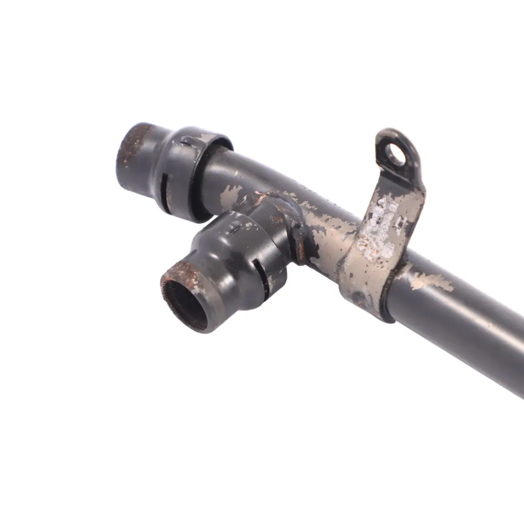 Tuyau De Liquide De Refroidissement pour Audi Q7 4L 3.0 TDI BUG à propos du numéro de pièce 059121075BT Audi Q7 4L 3.0 TDI BUG Tuyau De Liquide De Refroidissement - SKU 059121075BT - Numéro de pièce 059121075BT