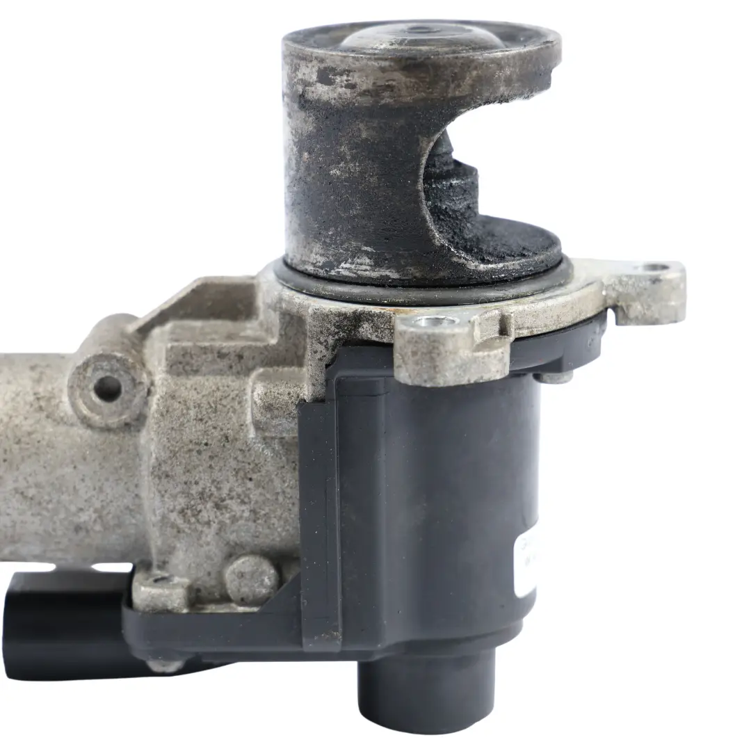 Zawór Recyrkulacji Spalin EGR do Audi A4 B8 2.7 TDI Diesel o numerze 059131502B Audi A4 B8 2.7 TDI Diesel Zawór Recyrkulacji Spalin EGR - SKU 059131502B - Numer Części 059131502B