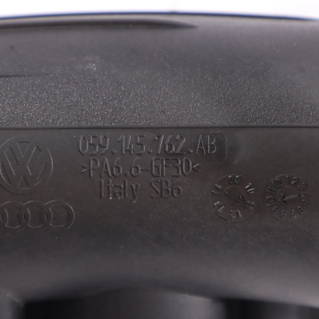 Rura Przewód Dolot Powietrza do Audi A6 C7 A7 4G 3.0 TDI o numerze 059145762AB Audi A6 C7 A7 4G 3.0 TDI Rura Przewód Dolot Powietrza - SKU 059145762AB - Numer Części 059145762AB