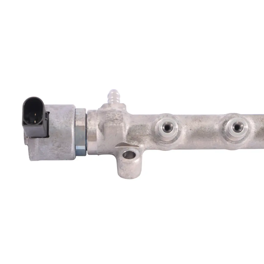 Iniettore Rail Line per Audi A4 B9 Q5 FY 2.0 TDI Diesel con numero di parte 05L130089 Audi A4 B9 Q5 FY 2.0 TDI Diesel Iniettore Rail Line - SKU 05L130089 - Numero di parte 05L130089
