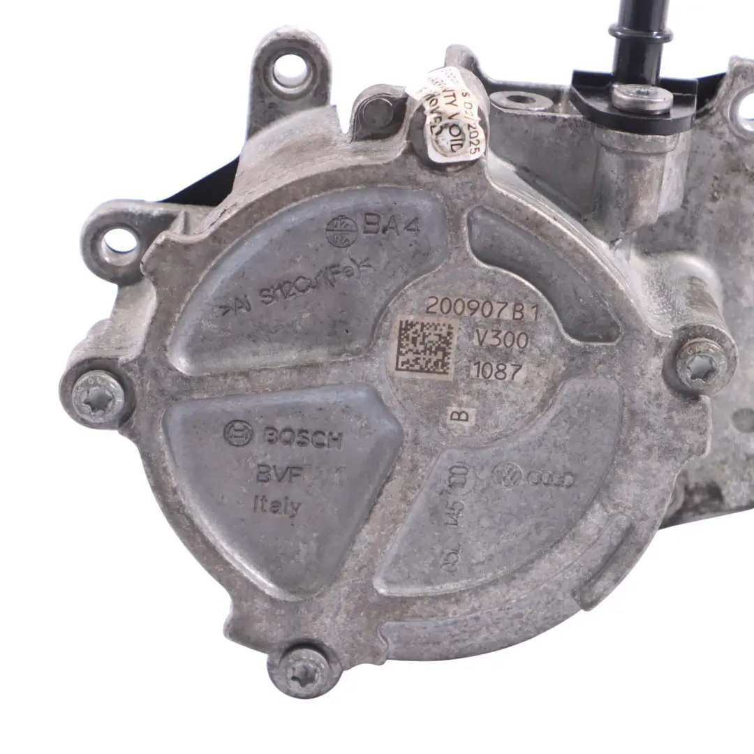 Vacuum Pump to Volkswagen Audi Seat Skoda 2.0 TDI Diesel Engine with Part number 05L145100B Volkswagen Audi Seat Skoda 2.0 TDI Diesel Engine Vacuum Pump - SKU 05L145100B - Part number 05L145100B
