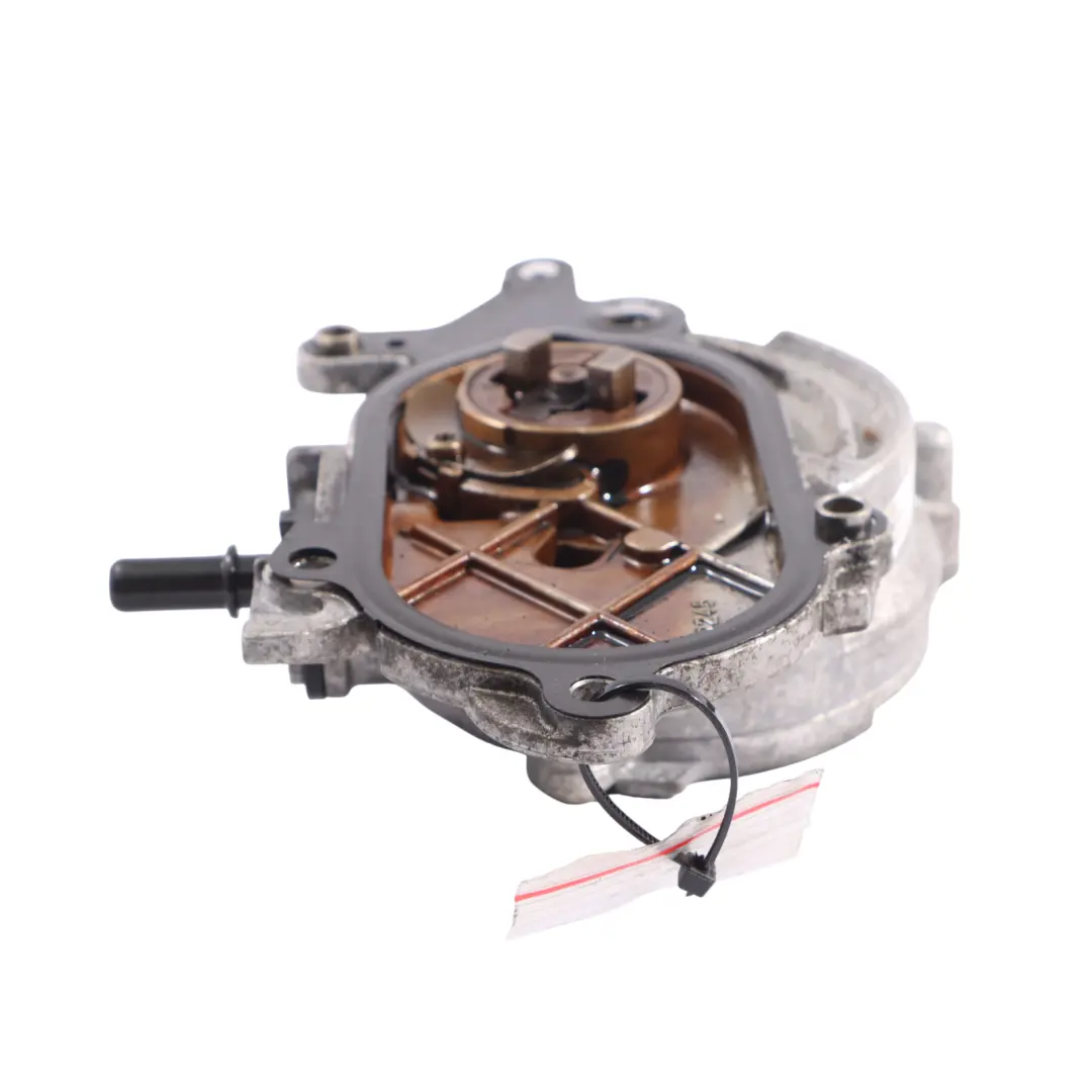Unterdruck Pumpe für Volkswagen Audi Seat Skoda 2.0 TDI Diesel Motor mit Teilenummer 05L145100B Volkswagen Audi Seat Skoda 2.0 TDI Diesel Motor Unterdruck Pumpe - SKU 05L145100B - Teilenummer 05L145100B
