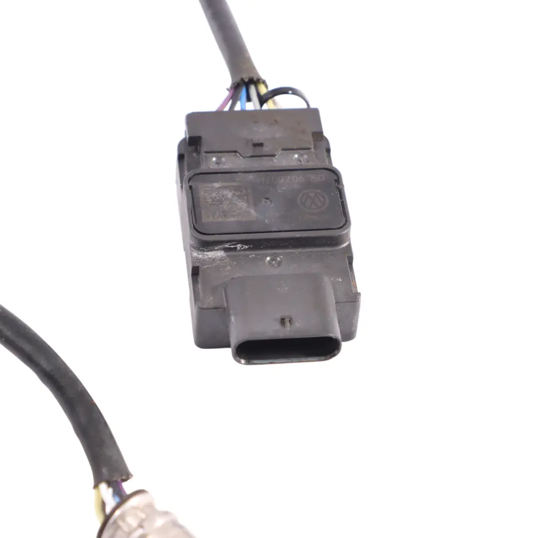 Exhaust NOX Lambda Oxygen Sensor to Audi Q2 GA 2.0 TDI with Part number 05L907807H Audi Q2 GA 2.0 TDI Exhaust NOX Lambda Oxygen Sensor - SKU 05L907807H - Part number 05L907807H