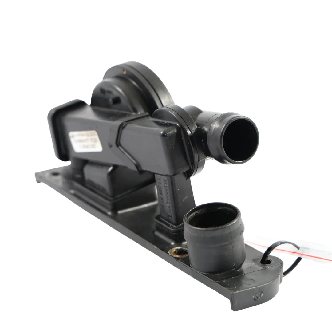 Valvola Sfiato Separatore Olio per Audi A3 8P TT 8J VW Golf GTI 2.0 TFSI con numero di parte 06F129101R Audi A3 8P TT 8J VW Golf GTI 2.0 TFSI Valvola Sfiato Separatore Olio - SKU 06F129101R - Numero di parte 06F129101R