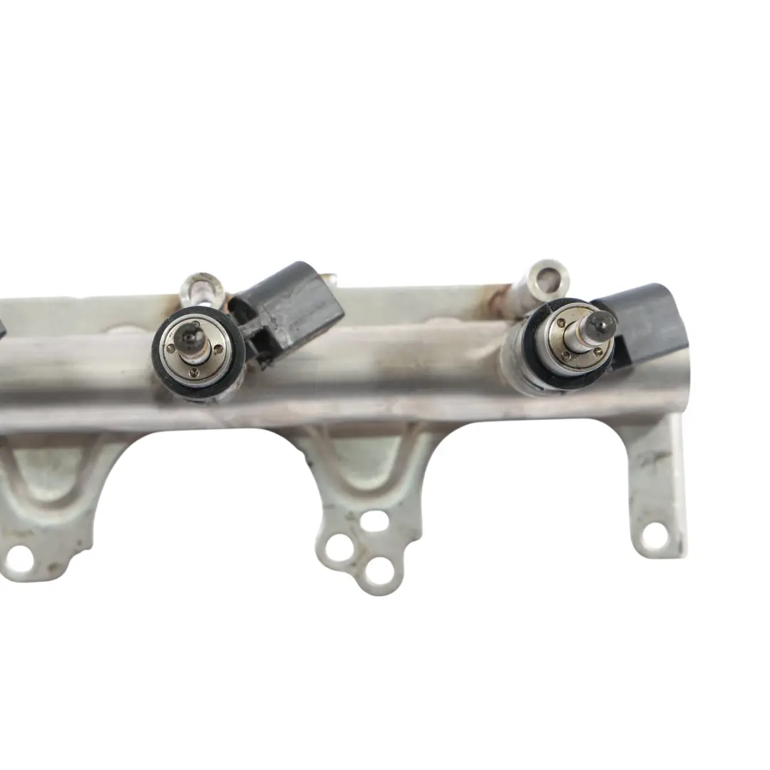 BWA Inyección Combustible Strip Rail Inyectores 06F133317G para Audi TT 8J 2.0 TFSI con número de pieza 06F133317L Audi TT 8J 2.0 TFSI BWA Inyección Combustible Strip Rail Inyectores 06F133317G - SKU 06F133317L - Número de pieza 06F133317L