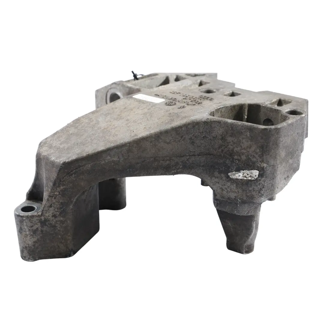 Poduszka Mocowanie Łapa Silnika do Audi TT 8J 2.0 TFSI o numerze 06F199207H Audi TT 8J 2.0 TFSI Poduszka Mocowanie Łapa Silnika - SKU 06F199207H - Numer Części 06F199207H