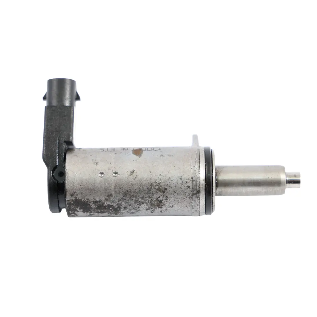 Audi A5 8T 2.0 TFSI CDNB Regolatore Valvola Controllo Albero A Camme - SKU 06H103697A - Numero di parte 06H103697A