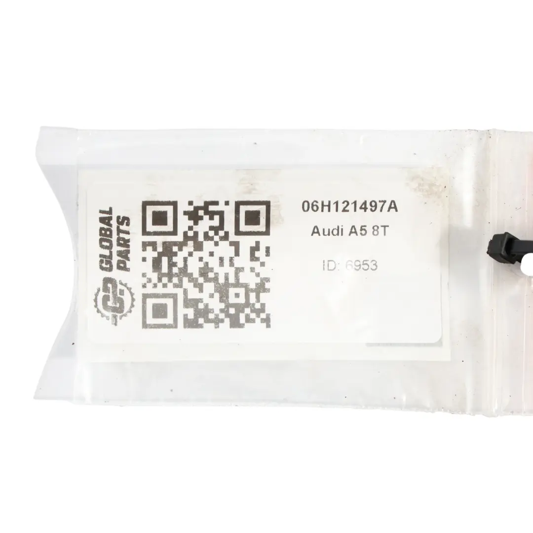 Rura Wąż Przewód Wody Chłodzenia Turbiny do Audi A5 8T o numerze 06H121497A Audi A5 8T Rura Wąż Przewód Wody Chłodzenia Turbiny - SKU 06H121497A - Numer Części 06H121497A