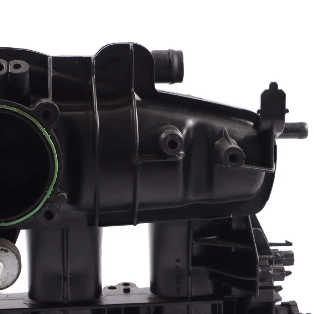 Kolektor Ssący Dolotowy Powietrza do Audi A5 8T 2.0 TFSI Benzyna o numerze 06H133201AF Audi A5 8T 2.0 TFSI Benzyna Kolektor Ssący Dolotowy Powietrza - SKU 06H133201AF - Numer Części 06H133201AF