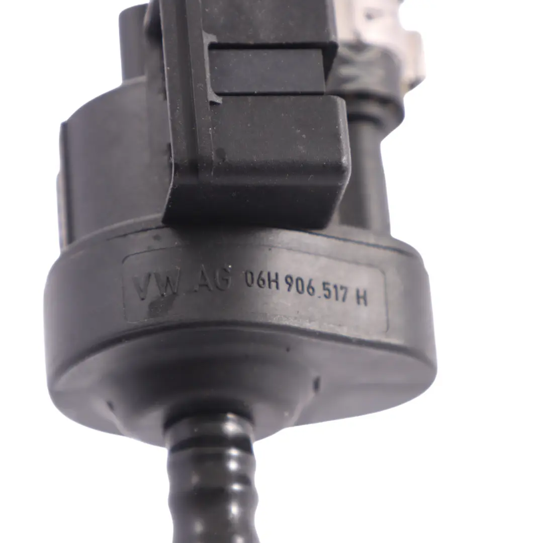 Audi A5 S5 8T Vacuum Pipe Hose Line Valve 06H133781AJ - SKU 06H133781CB - Part number 06H133781CB