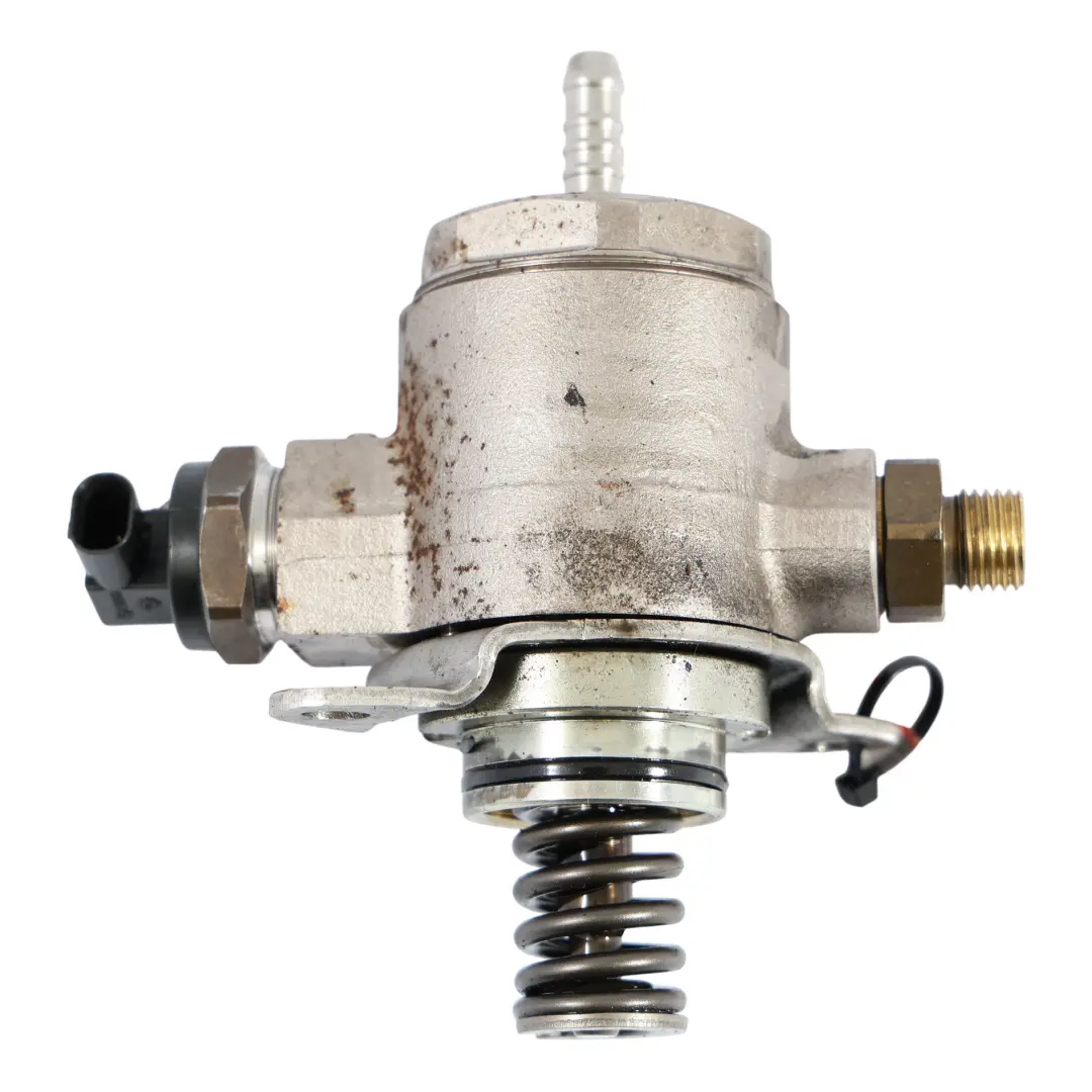 CDNB Kraftstoffhochdruckpumpe für Audi A5 8T 2.0 TFSI mit Teilenummer 06J127025D Audi A5 8T 2.0 TFSI CDNB Kraftstoffhochdruckpumpe - SKU 06J127025D - Teilenummer 06J127025D