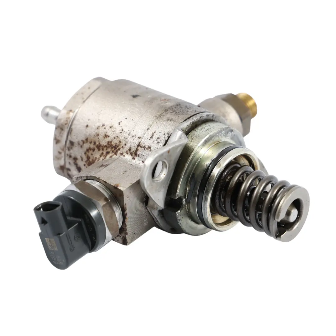 CDNB Kraftstoffhochdruckpumpe für Audi A5 8T 2.0 TFSI mit Teilenummer 06J127025D Audi A5 8T 2.0 TFSI CDNB Kraftstoffhochdruckpumpe - SKU 06J127025D - Teilenummer 06J127025D