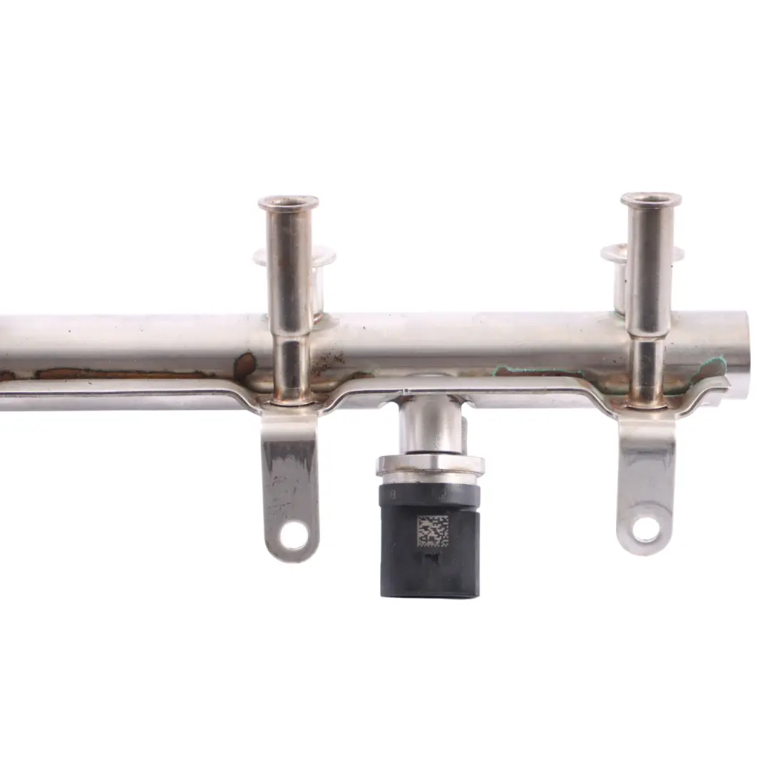 Benzin Kraft Stoff System Einspritz Schiene für Audi A5 8T mit Teilenummer 06J133317J Audi A5 8T Benzin Kraft Stoff System Einspritz Schiene - SKU 06J133317J - Teilenummer 06J133317J