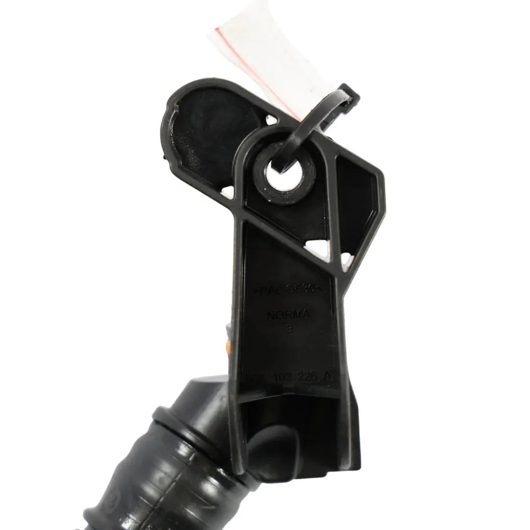 VW Volkswagen Golf 5G 2.0 TFSI CHHA Entlüftungs Rohr Schlauch Leitung - SKU 06K103226A - Teilenummer 06K103226A