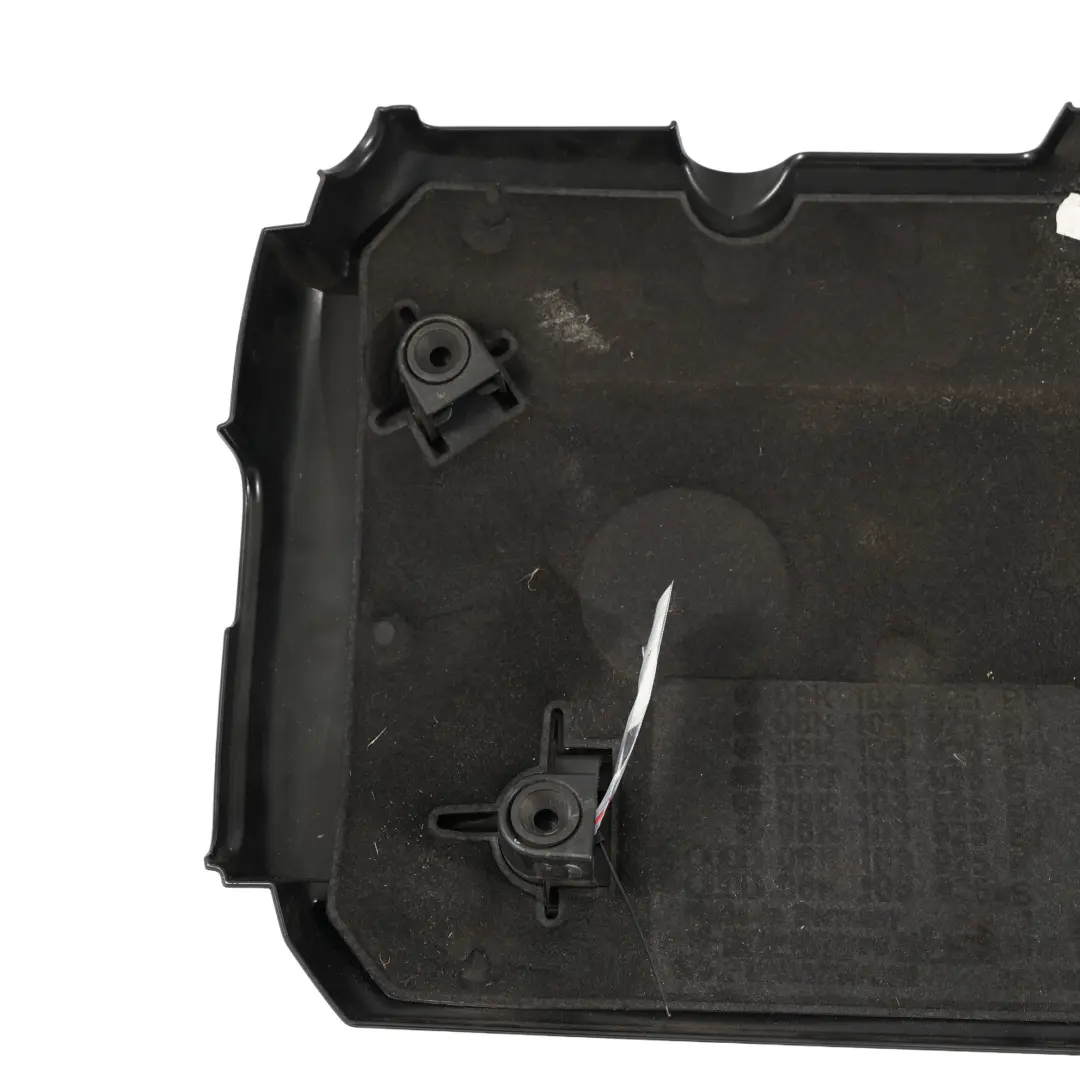 Górna Osłona Pokrywa Silnika Panel do Audi TT FV 2.0 TFSI Benzyna o numerze 06K103925K Audi TT FV 2.0 TFSI Benzyna Górna Osłona Pokrywa Silnika Panel - SKU 06K103925K - Numer Części 06K103925K