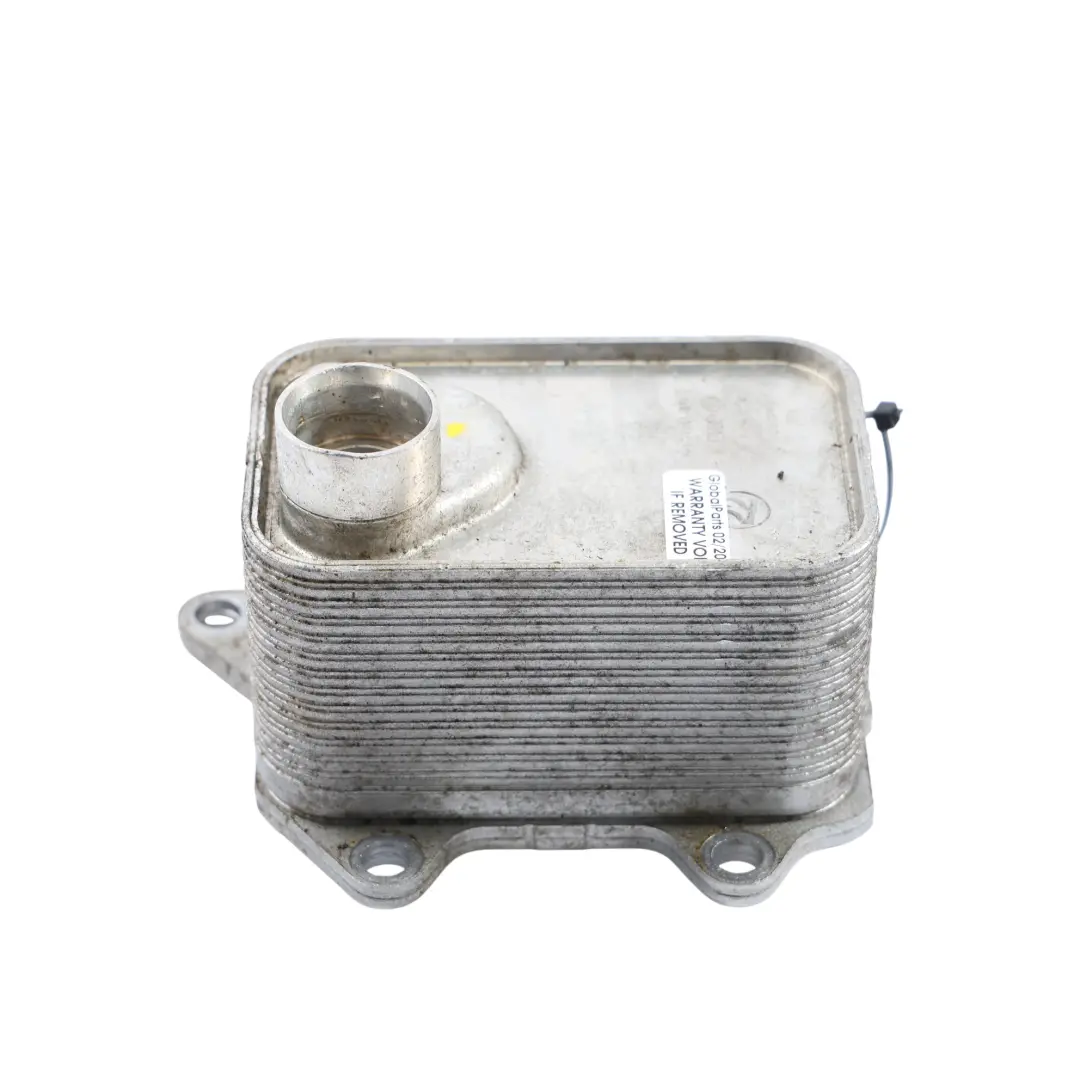 Refroidisseur d'huile de boîte de vitesses 2.0 Essence pour Audi S3 8V à propos du numéro de pièce 06L117021G Audi S3 8V Refroidisseur d'huile de boîte de vitesses 2.0 Essence - SKU 06L117021G - Numéro de pièce 06L117021G