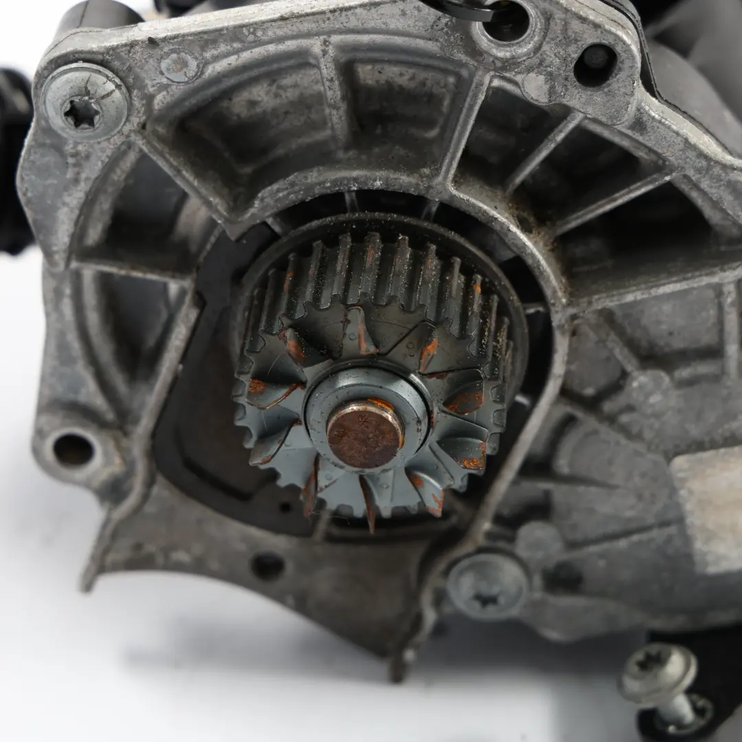 VW Golf 5G 2.0 TFSI CHHA Termostato Alloggiamento Refrigerante Pompa - SKU 06L121111H - Numero di parte 06L121111H