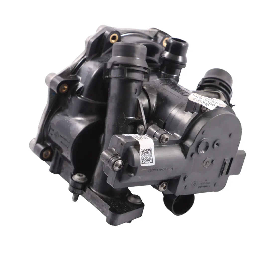 Termostato Pompa Acqua Refrigerante per Audi S3 8V 2.0 TFSI DJHA con numero di parte 06L121111J Audi S3 8V 2.0 TFSI DJHA Termostato Pompa Acqua Refrigerante - SKU 06L121111J - Numero di parte 06L121111J