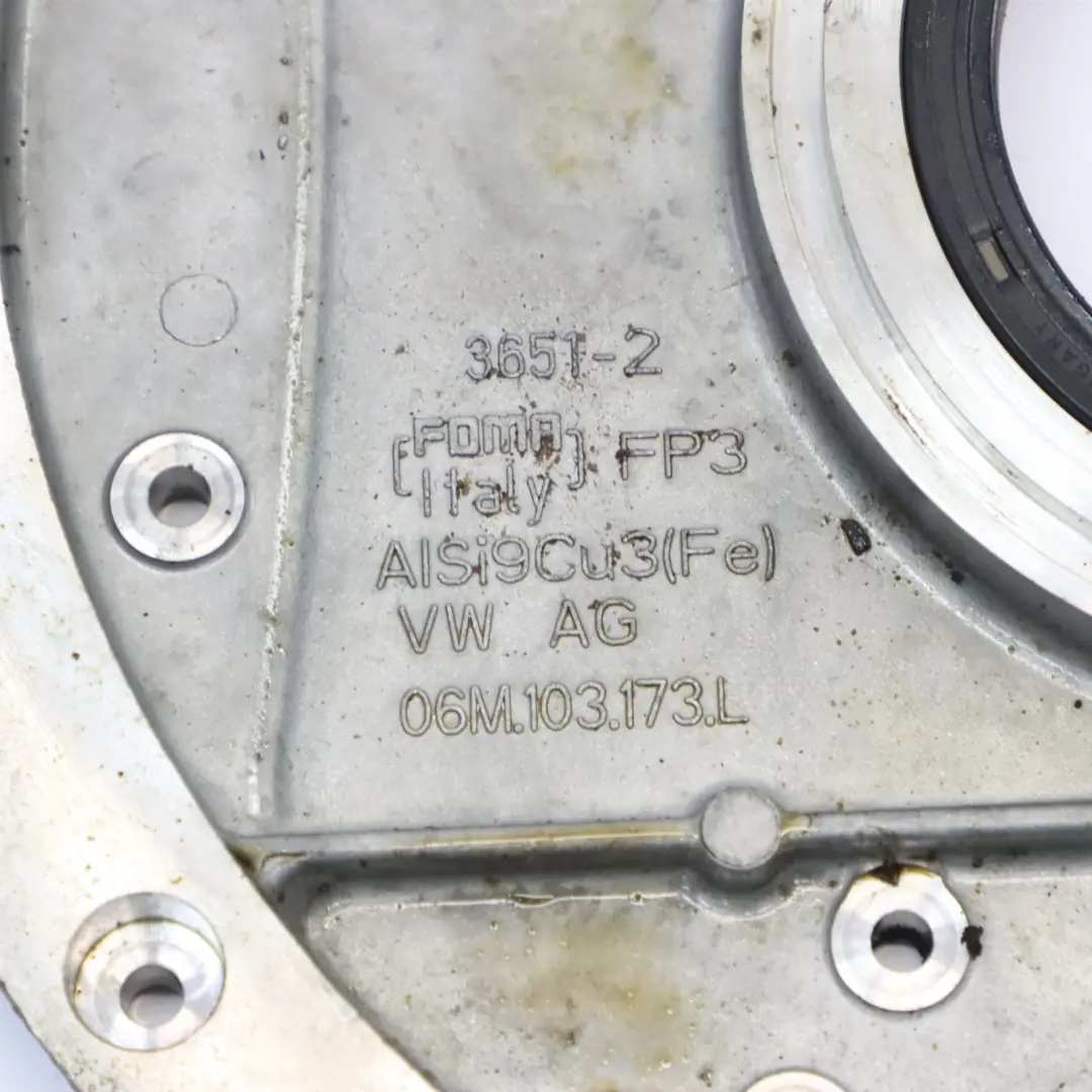 cubierta de la cadena de distribución para Audi S4 B9 3.0 TFSI Motor de la con número de pieza 06M103173L Audi S4 B9 3.0 TFSI Motor de la cubierta de la cadena de distribución - SKU 06M103173L - Número de pieza 06M103173L