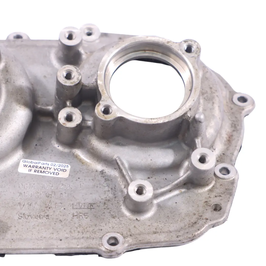 Cylinder Head Rocker Cover Right O/S to Audi A4 S4 B9 Engine with Part number 06M109286F Audi A4 S4 B9 Engine Cylinder Head Rocker Cover Right O/S - SKU 06M109286F - Part number 06M109286F