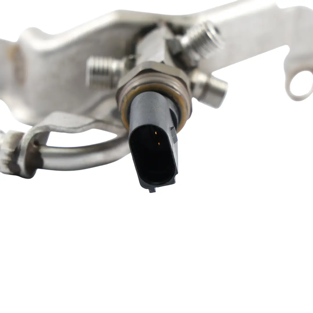 Audi S8 D3 5.2 FSI BSM Capteur Pression Distribution Carburant - SKU 07L127503H - Numéro de pièce 07L127503H