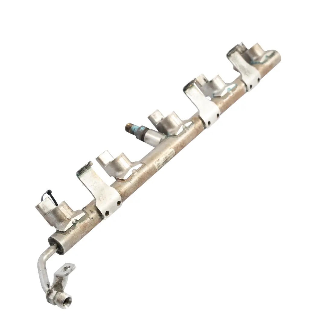 Audi S8 D3 Gasolina Inyector Tubo Rail Pipe Izquierda - SKU 07L133315A - Número de pieza 07L133315A