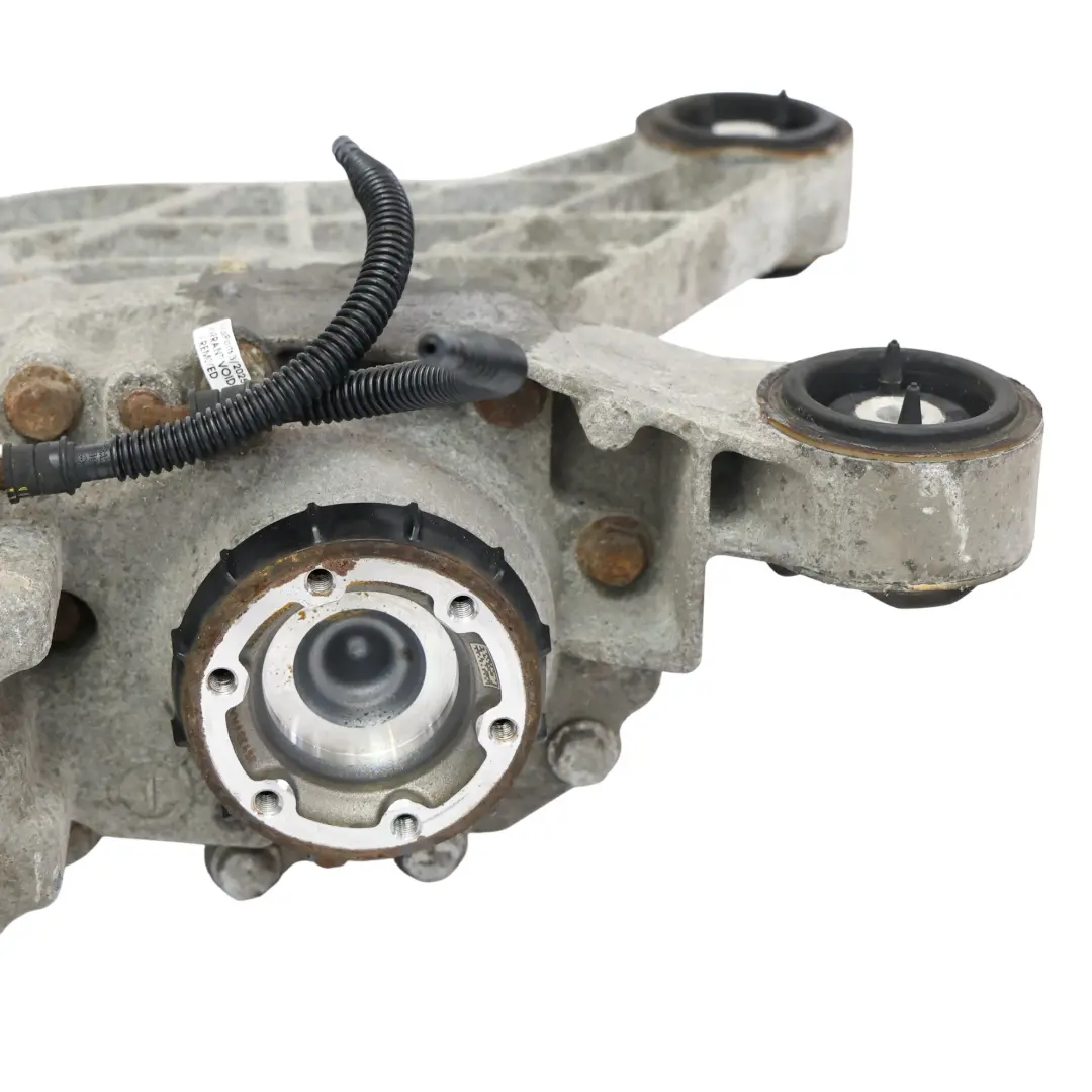 Dyferencjał Tylny Most Tył do Audi S3 8V VW Golf R 2.0 TSI TFSI o numerze 0CQ525010L Audi S3 8V VW Golf R 2.0 TSI TFSI Dyferencjał Tylny Most Tył - SKU 0CQ525010L - Numer Części 0CQ525010L