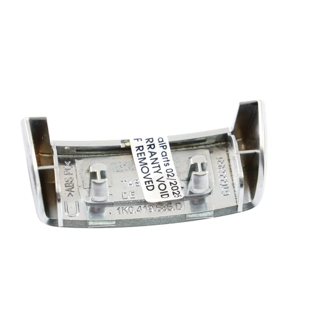 1K Lenkradeinsatz Zierblende Abdeckung für Volkswagen VW Golf mit Teilenummer 1K0419685 Volkswagen VW Golf 1K Lenkradeinsatz Zierblende Abdeckung - SKU 1K0419685 - Teilenummer 1K0419685