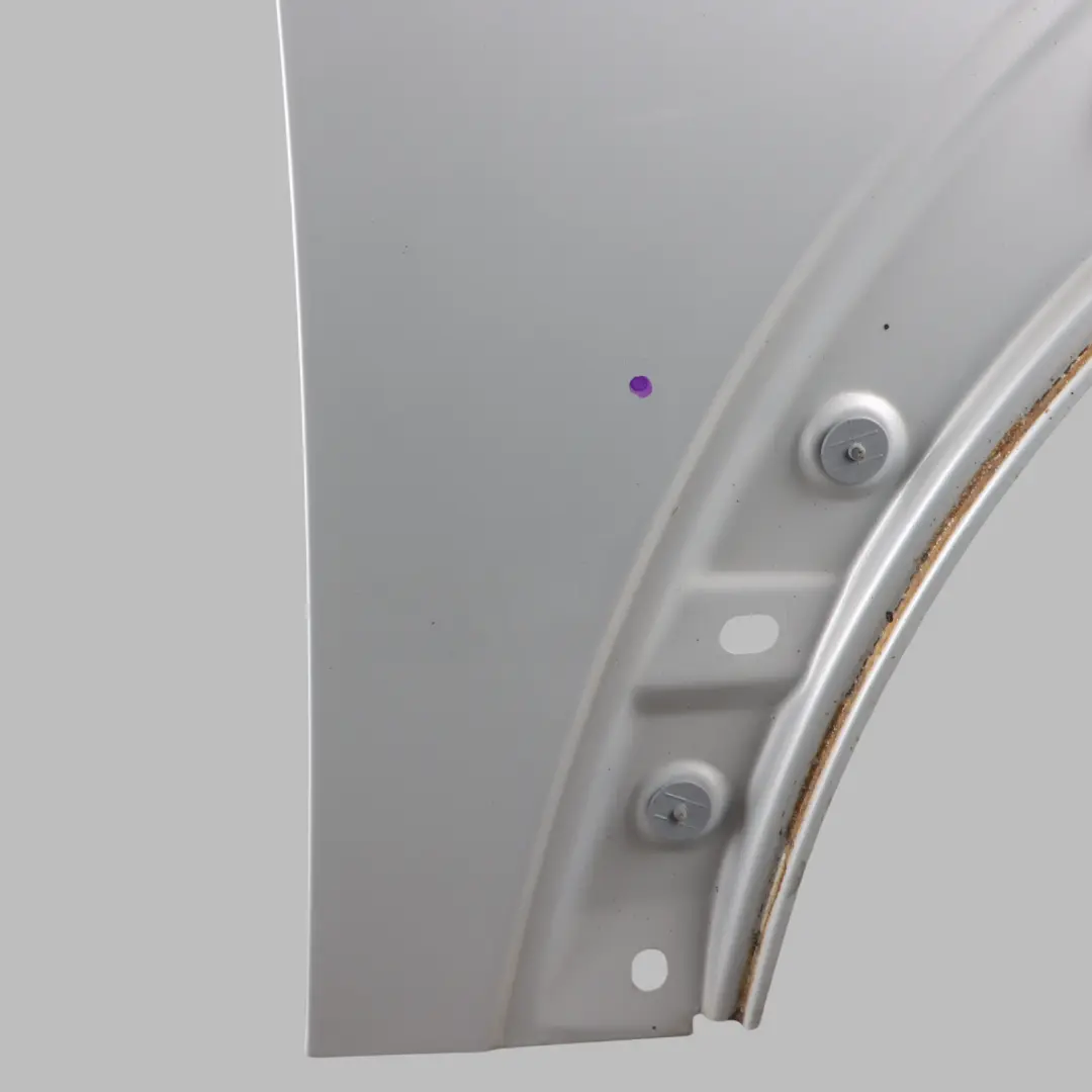 Panel Lateral De Ala Delantero Derecho Blanco Plateado - A62 para Mini R55 R56 R57 con número de pieza 2754726 Mini R55 R56 R57 Panel Lateral De Ala Delantero Derecho Blanco Plateado - A62 - SKU 2754726-WS - Número de pieza 2754726