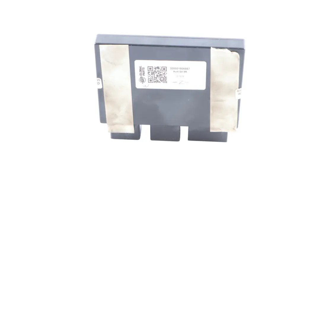 Towing Hitch Trailer Hook Module Control Unit to Audi Q5 8R with Part number 300001506557 Audi Q5 8R Towing Hitch Trailer Hook Module Control Unit - SKU 300001506557 - Part number 300001506557