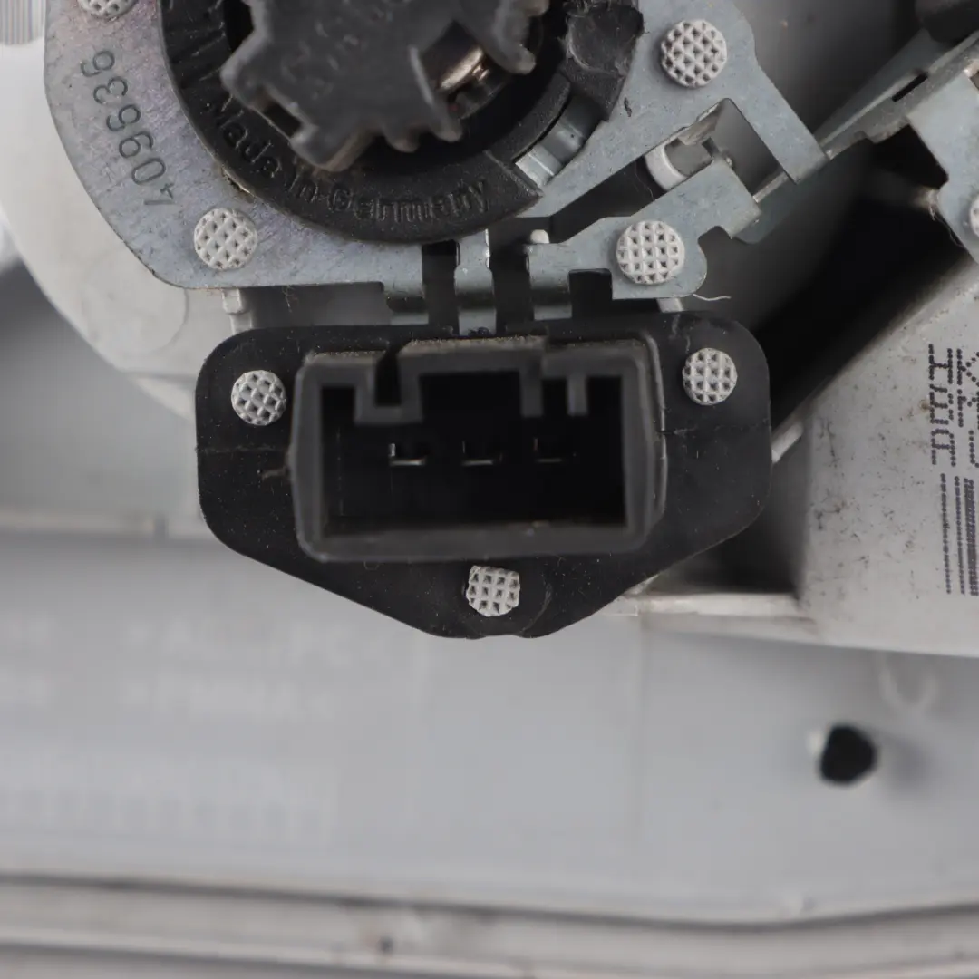 BMW X3 er E83 Heckleuchte Heckklappe Rechts Hinten 3418442 - SKU 3418442-2 - Teilenummer 3414012
