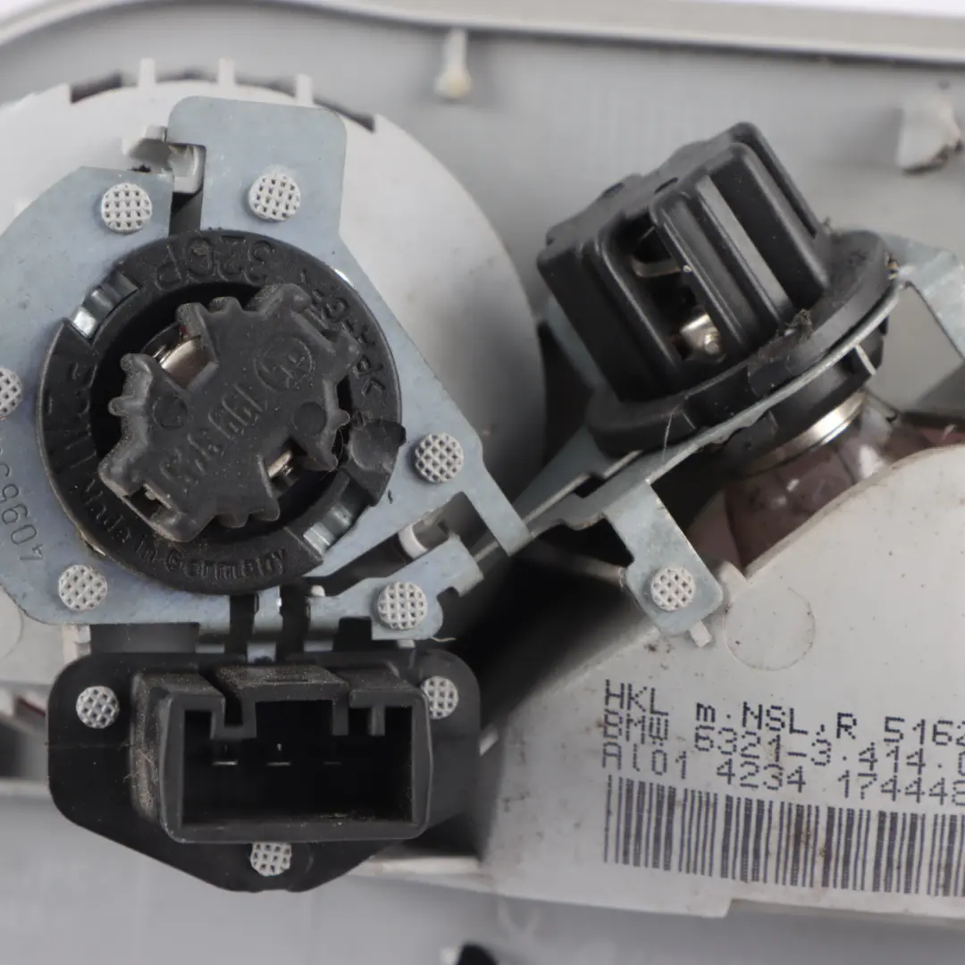 Light In Trunk Lid Boot Tailgate Lamp Rear Right O/S 3418442 to BMW X3 E83 with Part number 3414012 BMW X3 E83 Light In Trunk Lid Boot Tailgate Lamp Rear Right O/S 3418442 - SKU 3418442-2 - Part number 3414012