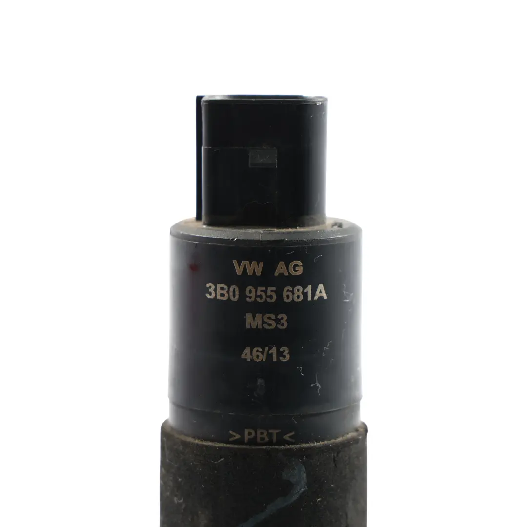 Audi TT 8J Wind Schutz Scheibe Scheiben Wasch Anlage Pumpe - SKU 3B0955681A - Teilenummer 3B0955681A